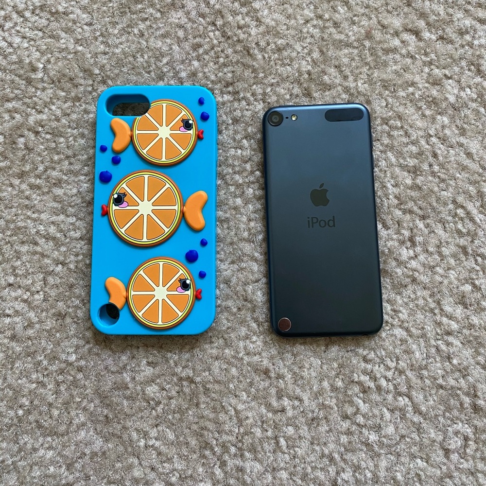 iPod Touch 5th generation (case included)